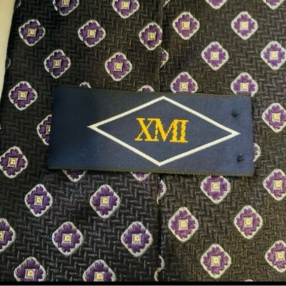 XMI Silk Imported From Italy Hand Made Navy  Purple Patterned Men's Tie - Picture 5 of 5